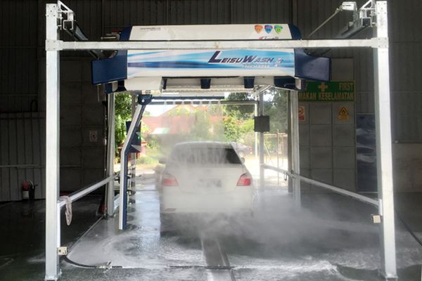 Malaysia KK 360 CAR WASH